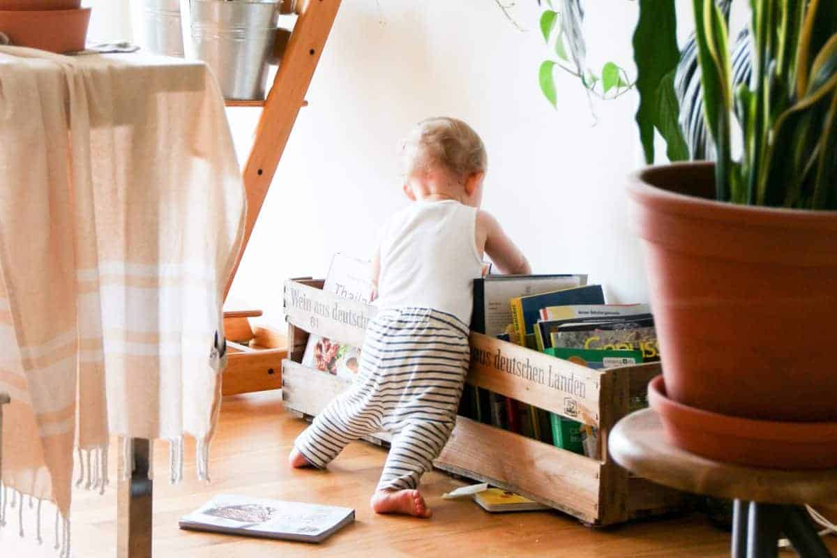 Deine Wohnung kindersicher machen in 10 Schritten [Checkliste]