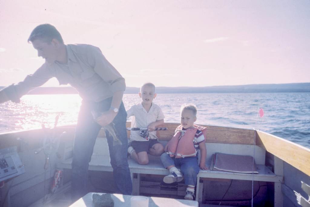 Ausflüge mit Kindern im Boot machen