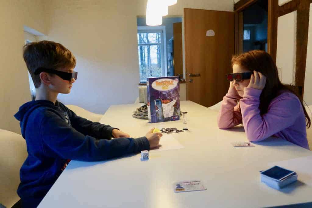 invisible ink ist ein rasantes und spannendes spiel