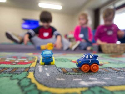 Ab wann in den Kindergarten? 3 Gedanken, die Du Dir dazu machen solltest